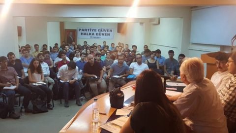 ÖNCÜ GENÇLİK İL BAŞKANLARI AMERİKANCI DARBE GİRİŞİMİNE KARŞI TOPLANDI