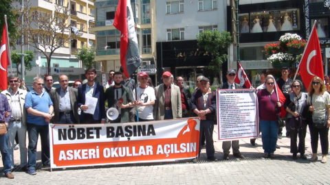 ESKİŞEHİR ASKERİ OKULLAR İÇİN MEYDANDA