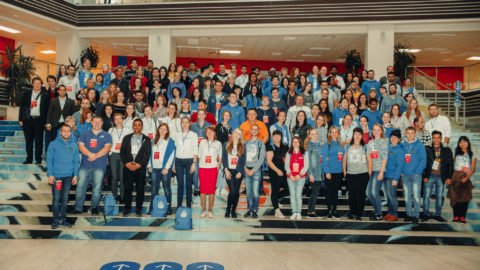 ÖNCÜ GENÇLİK ASYA’NIN İKİ UCUNDA DÜNYA GENÇLİĞİ İLE BULUŞTU