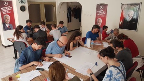 BURSA ÖNCÜ GENÇLİK DOĞU PERİNÇEK İÇİN SEFERBER