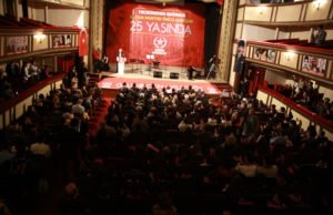 GENÇLİK HAREKETİNİN ÇELİK ÇEKİRDEĞİ ÖNCÜ GENÇLİK 25 YAŞINDA!