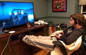 IŞIKGÜN AKFIRAT YAZDI: KÜRESELLEŞMENİN “Z KUŞAĞINA” SIĞMAYAN GENÇLİK