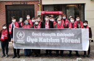 ÖNCÜ GENÇLİK ESKİŞEHİR ROZET TAKDİM TÖRENİNDE BULUŞTU