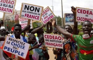 Emperyalizm Afrika’da Diz Çöküyor