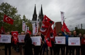 Köln’deki iftira anıtı kaldırılıyor